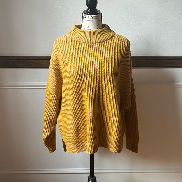 Topshop Oversized Sweater - Picture 3 of 12